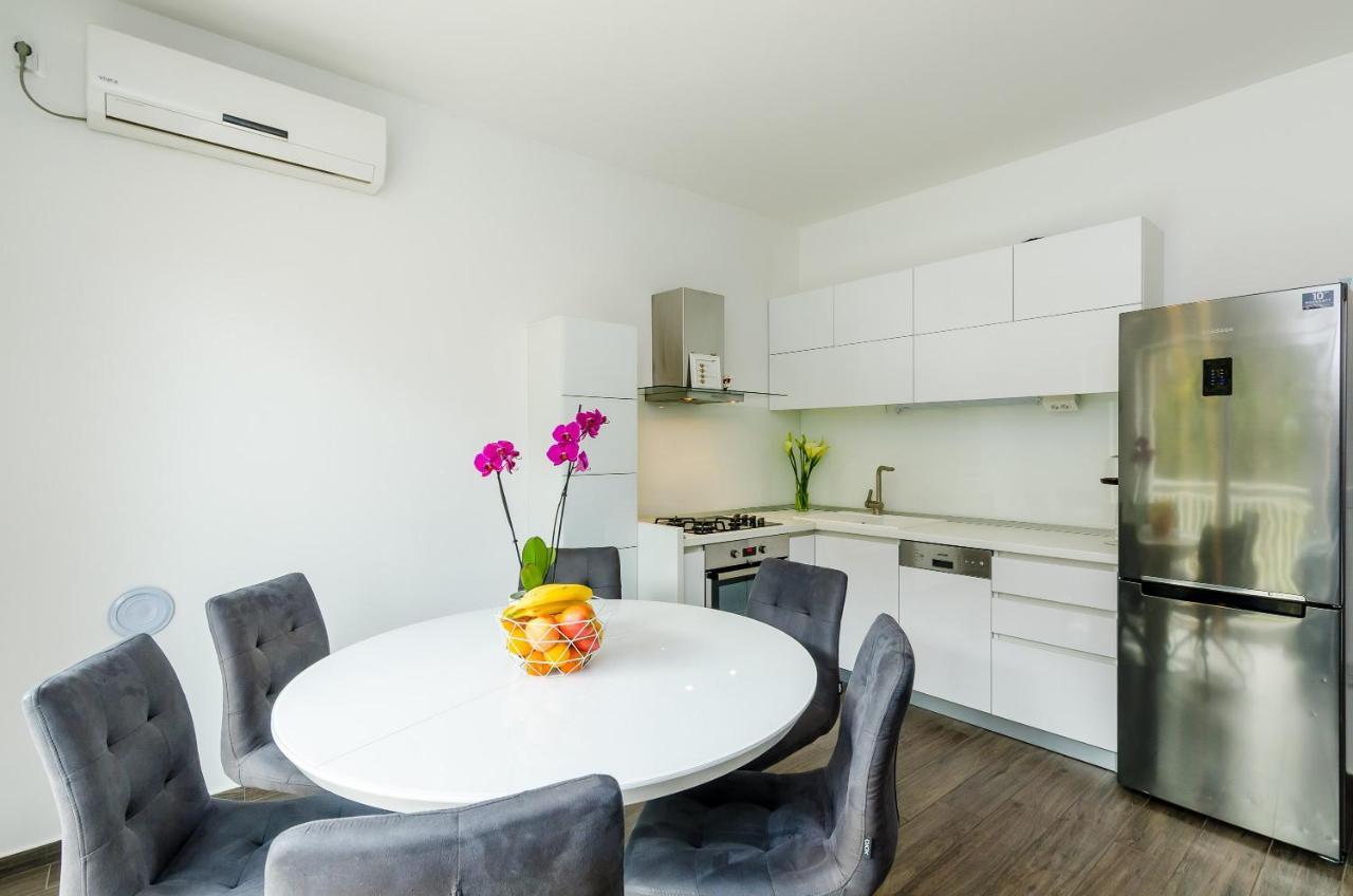 Apartment Lise Mokosica Dubrovnik Exterior photo